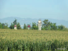 Tombes dans les champs - Chine